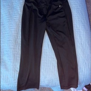 Black Capri leggings